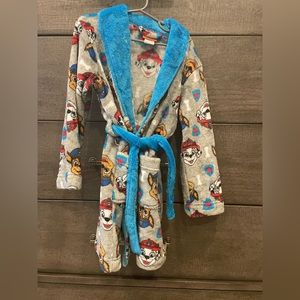 5T paw patrol robe!